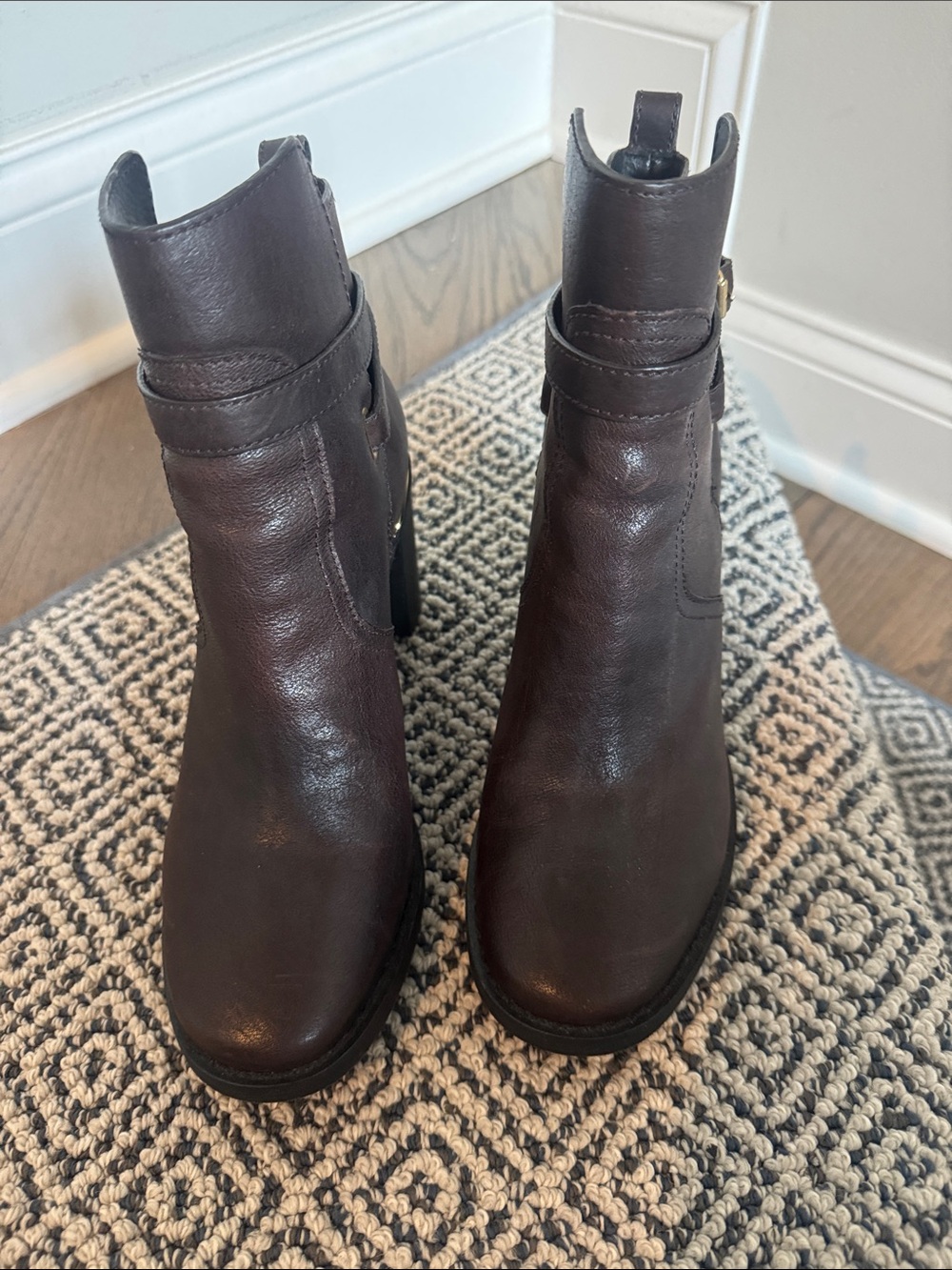 Classic Tory Burch Women's Brown Leather Ankle Boots